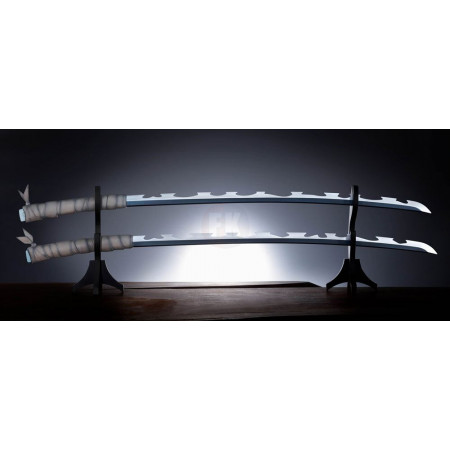 Demon Slayer: Kimetsu no Yaiba Proplica replikas 1/1 ABS Plastic Nichirin Swords (Inosuke Hashibira) 93 cm